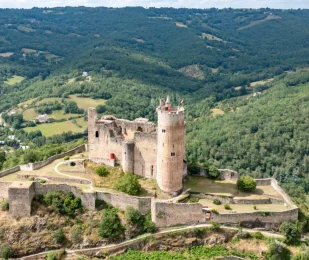 25563-jules-bloseur-explore-le-monde-splouestaveyrontourisme-1800px-1920x1080-f50_50